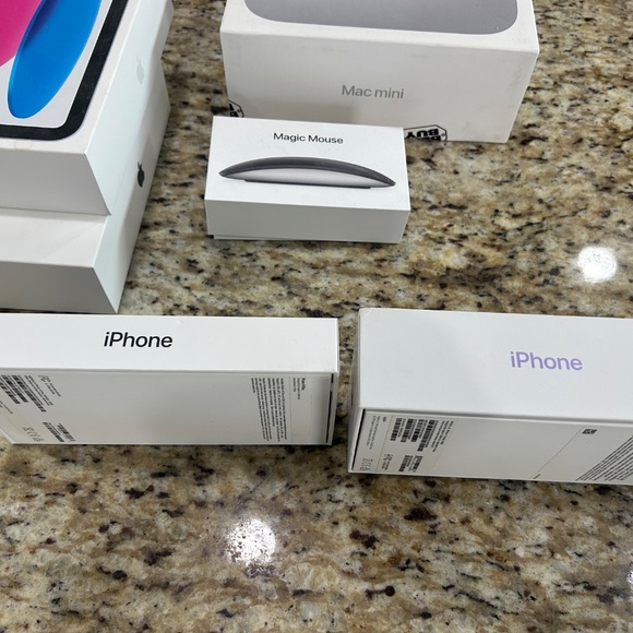 IPHONE, IPAD, MAC MINI, MAGIC MOUSE Box 6 boxes in total - Picture 5 of 5